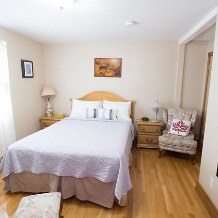 Anna'S Bed & Breakfast Ниагара-Фолс Экстерьер фото