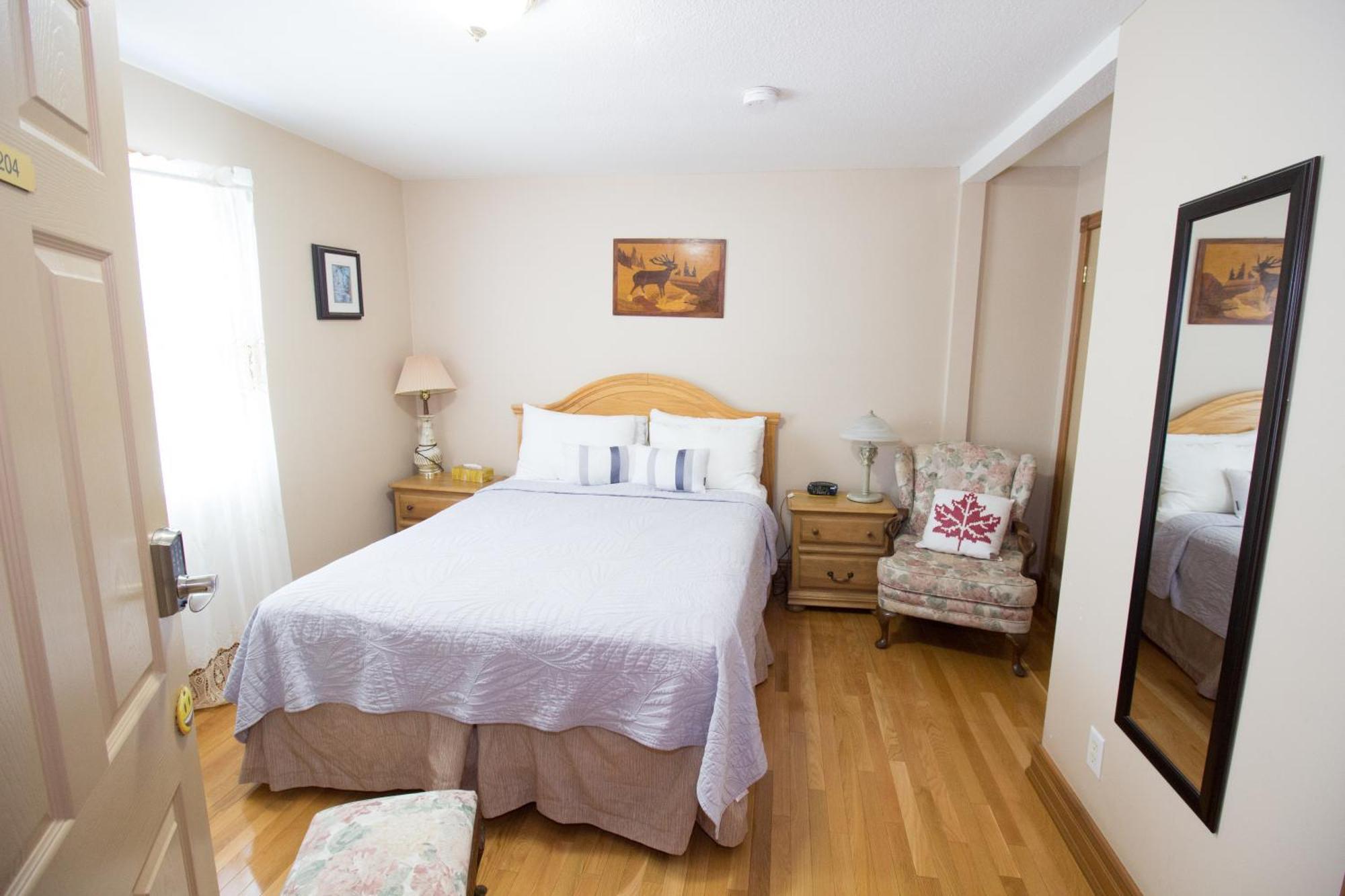 Anna'S Bed & Breakfast Ниагара-Фолс Экстерьер фото